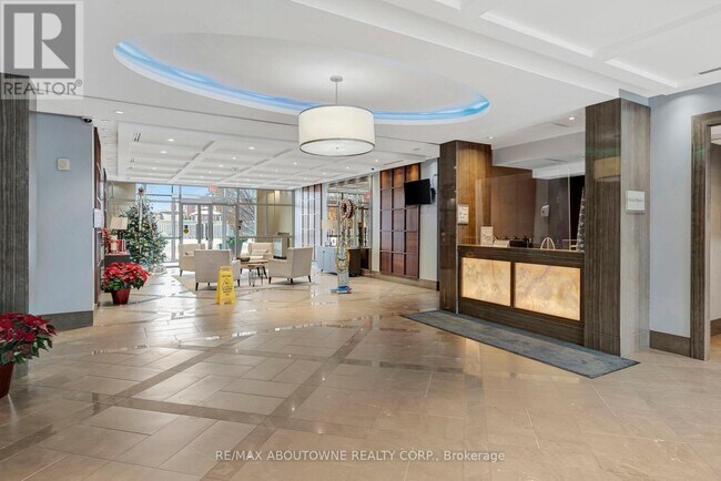 Photo - 2470 Prince Michael Drive Unité 306