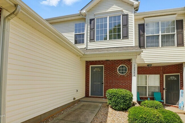 Photo - (Coming Soon) 2 Bedroom Townhome in Pineville!