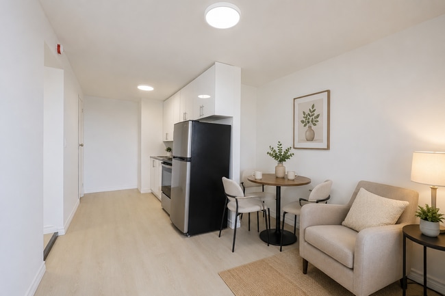 Photo - 2204 Dufferin St Unit 2204 Dufferin St 107, Toronto