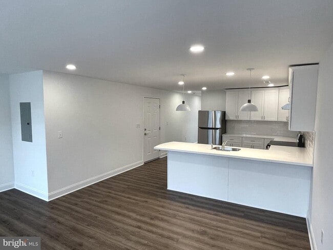 Photo - 26 S State St Unit 2A