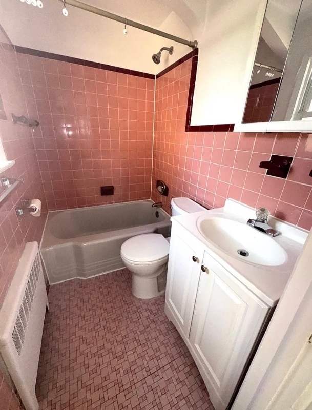 Building Photo - 233 Washington Ave Unit Floor 2