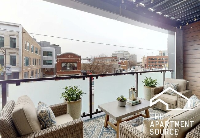 Photo - 685 N Milwaukee Ave Unit 2