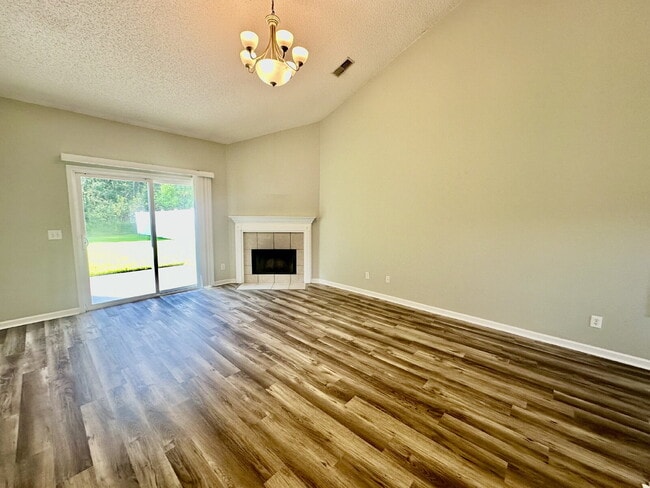 Photo - Fantastic Three Bedroom Updated Home in Bluffton!