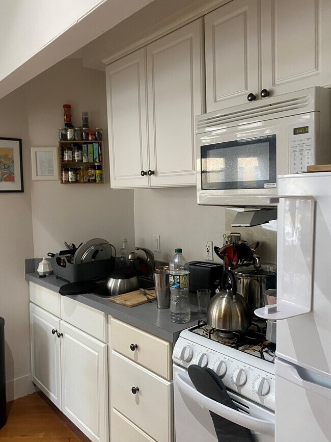 Photo - 48 Burbank St Unit 7