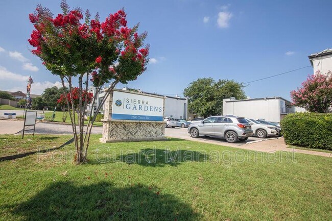 Photo - 2270 Ridgmar Plaza