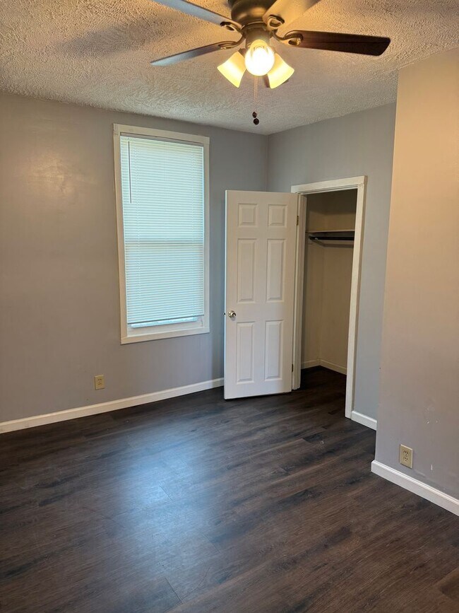 Photo - 215 Courtland Ave Unidad 215 Courtland- 1 st fl
