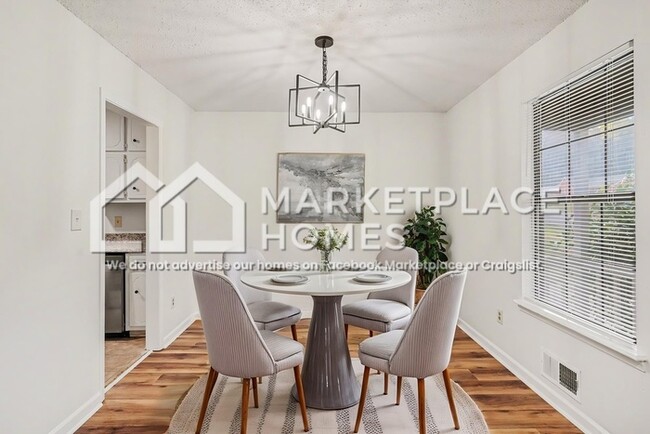 Photo - 145 Springvalley Way