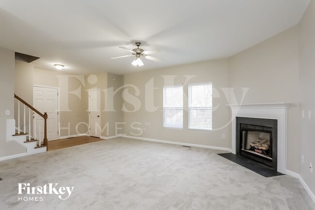 Photo - 708 Marjam Ln