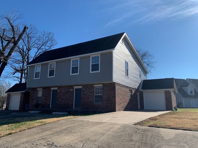 Photo - 503 Cammellia Dr Unit B Unidad B