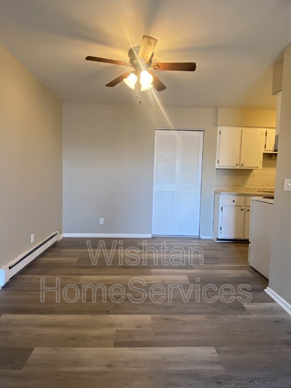 Photo - 219 Charleston Blvd Unit Apt 6