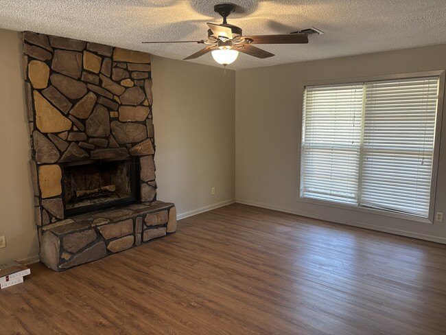 Photo - 24 Driftwood Cir