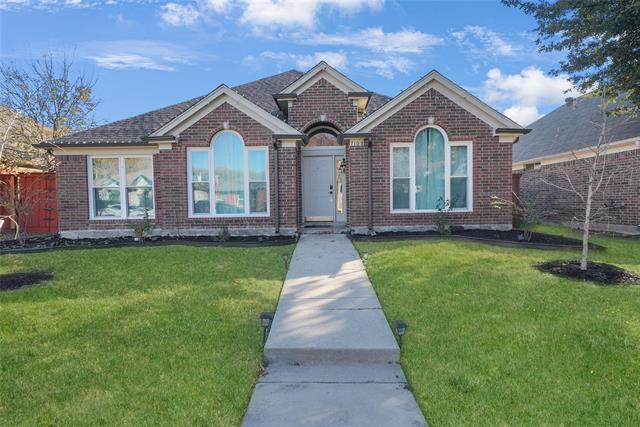 Photo - 7108 Chateau Dr