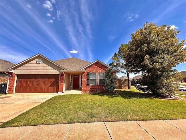 Photo - 17700 Black Hawk Cir