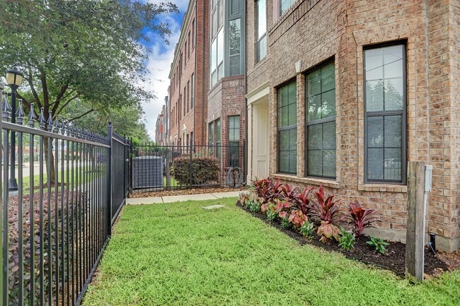Photo - 2110 Shearn St Unit 20A
