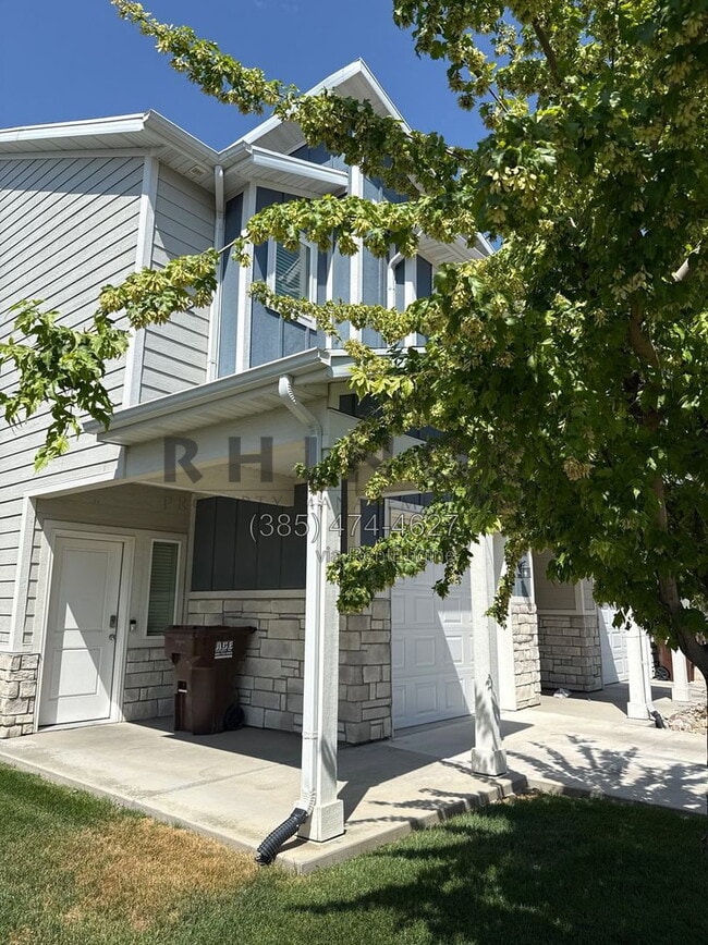 Building Photo - 352 E 1850 N Unit 13