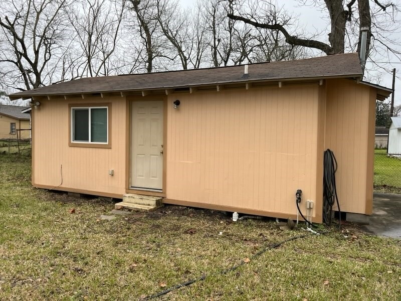 Photo - 2500 Pennington St