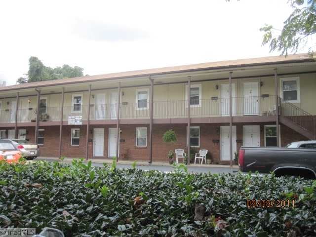 Photo - 133 N Spring St