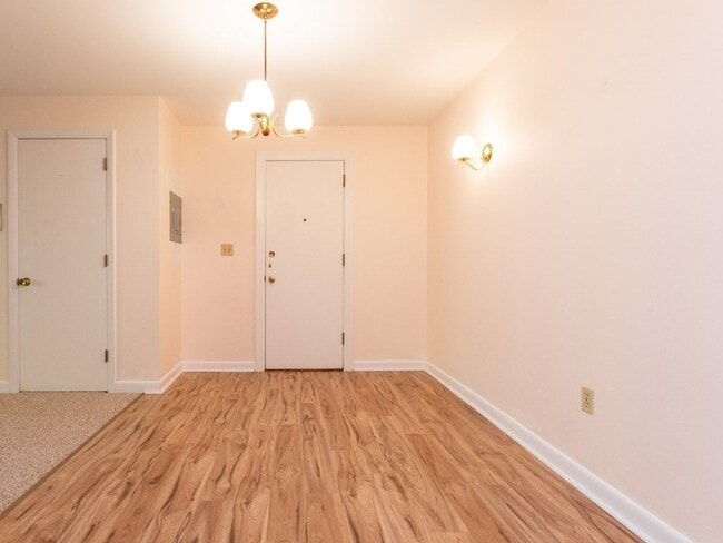 Photo - 49 Jacqueline Rd Unidad 6