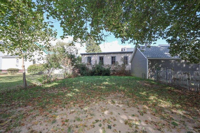 Photo - 15 Pierce St
