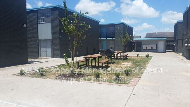 Photo - 3535 Cottonwood St Unidad Apt F3