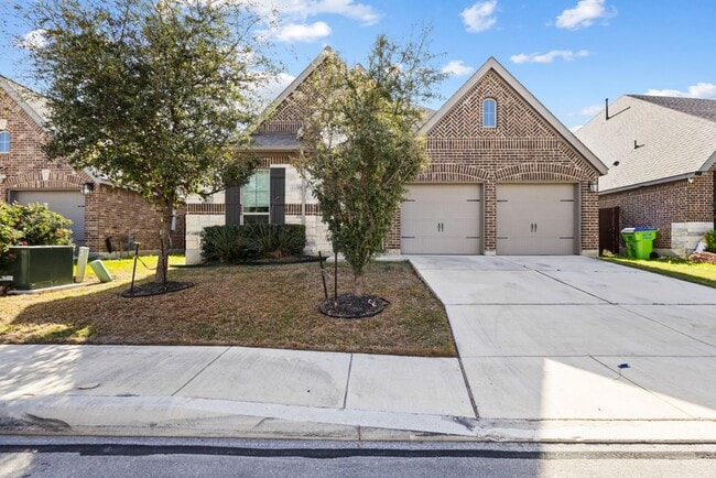 Building Photo - 4 Bedroom/3 Bath Kallinson Ranch Subdivision