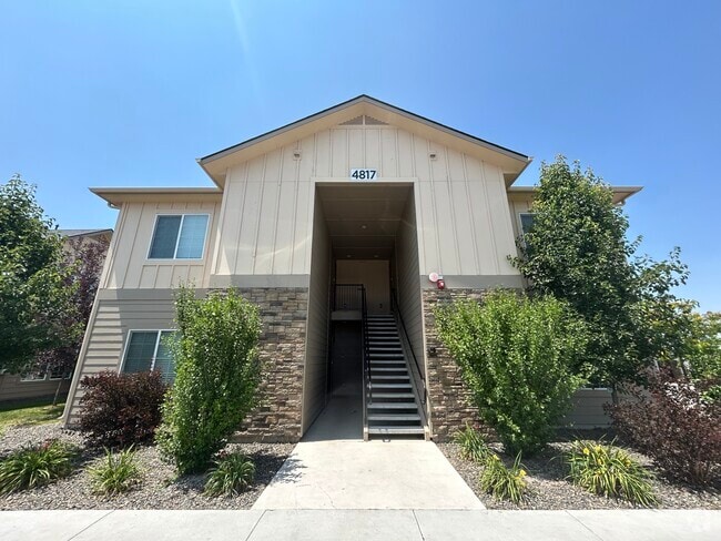 Building Photo - 4817 Continental Ln Unit 103 Rental