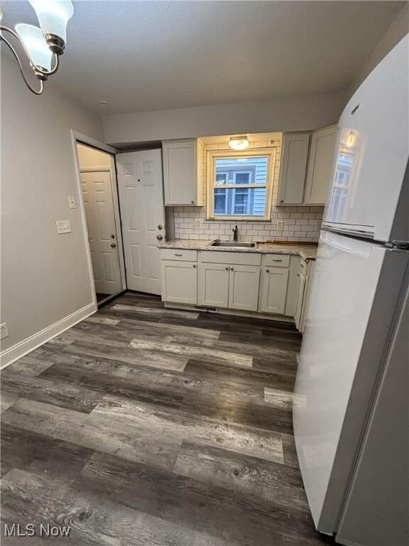 Photo - 975 Berwin St