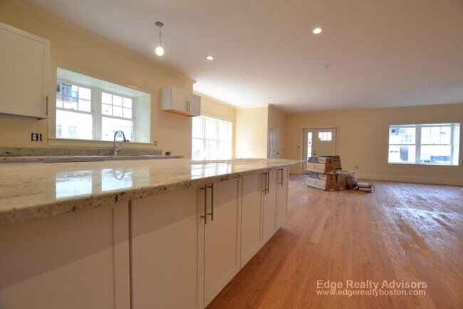 Photo - 26 Bothwell Rd Condo Unit 1
