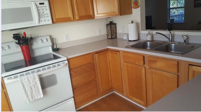 Photo - 5132 Greenville Loop Rd Unidad C