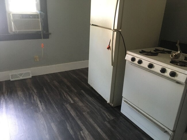 Photo - 313 Dearborn Ave