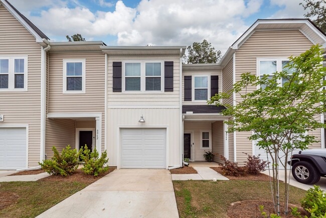 Building Photo - 8064 Reagan Way Rental