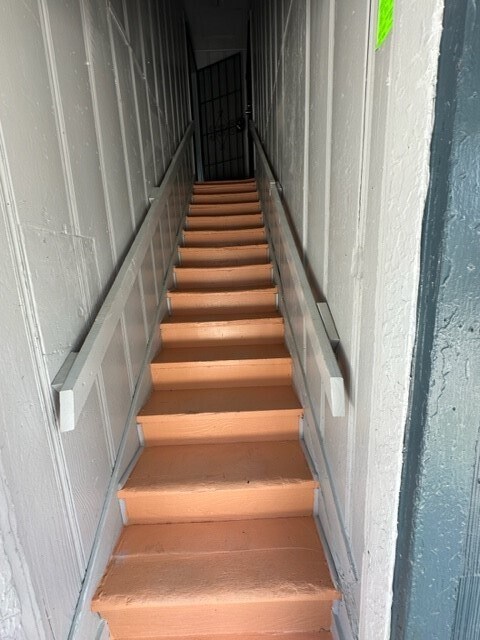 4615 Market St Unit 2