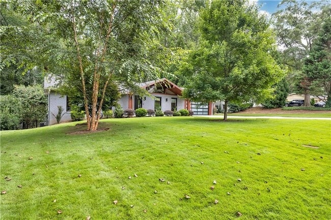 Photo - 225 Jayne Ellen Way