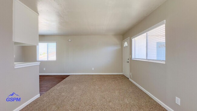 Photo - Fairmount Ave Apartments