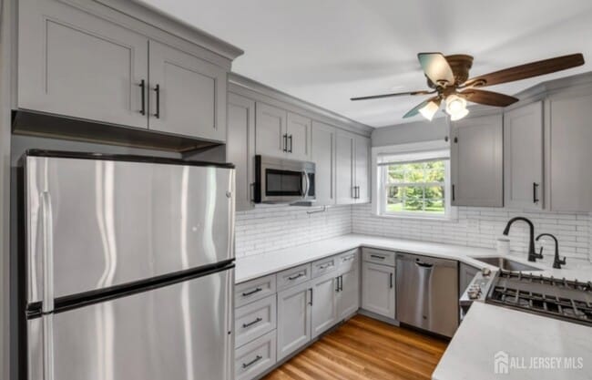 Photo - 320 South St