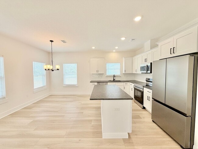 Photo - Modern 3-Bedroom Home