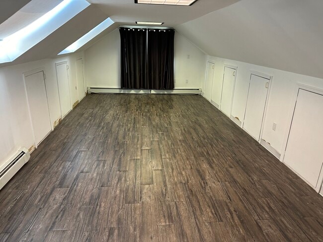 Photo - 823 Anderson Ave Unit 3