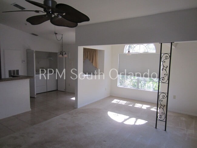 Photo - Columbia Arms