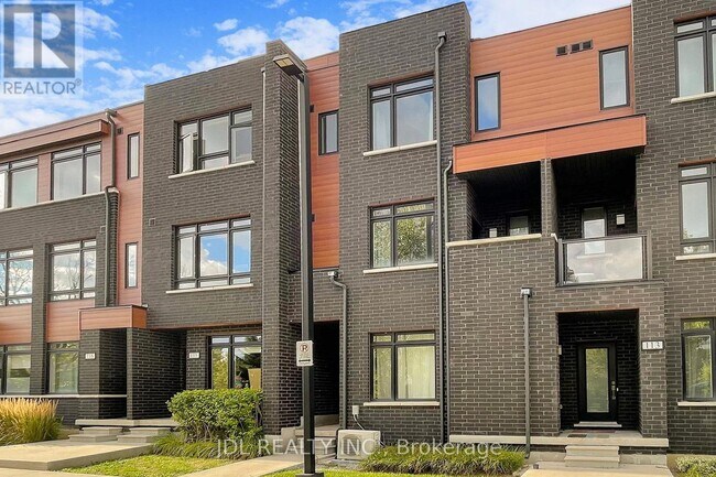 Photo - 370 Red Maple Rd