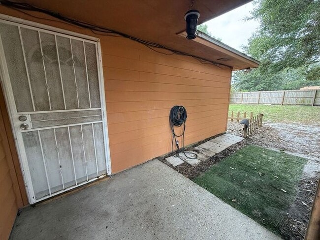 Photo - Gulf Breeze - Greenbriar Estates- 2 bedroo...