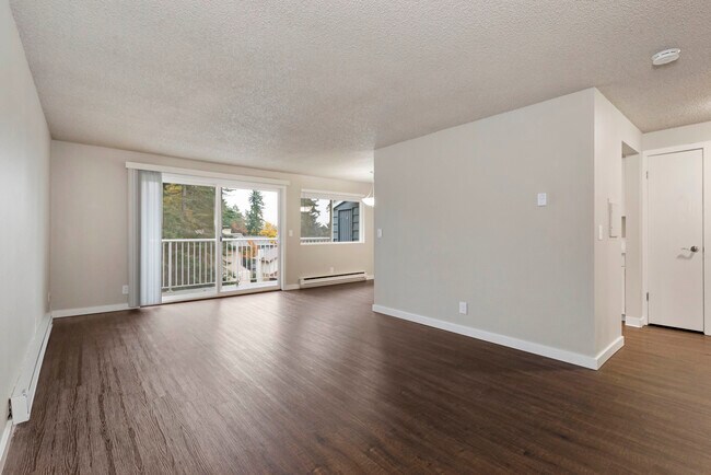 Living Room - Willowbrook Apartments