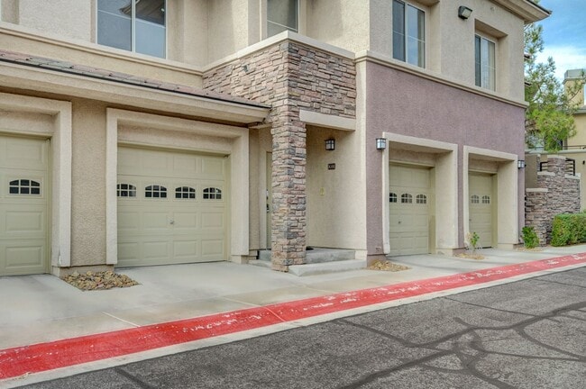 673 Peachy Canyon Cir