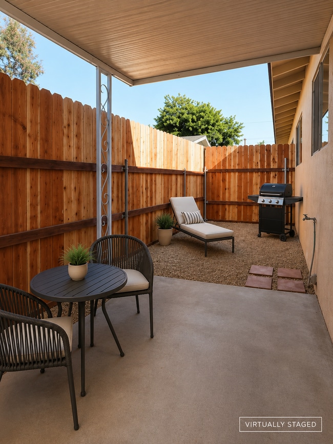 Photo - 8542 Emerson Cir Unit 2