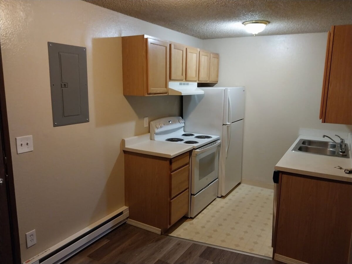 Photo - 345 N 5th St