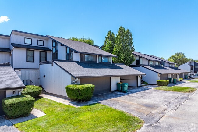 Foto principal - Apple Orchard Townhomes