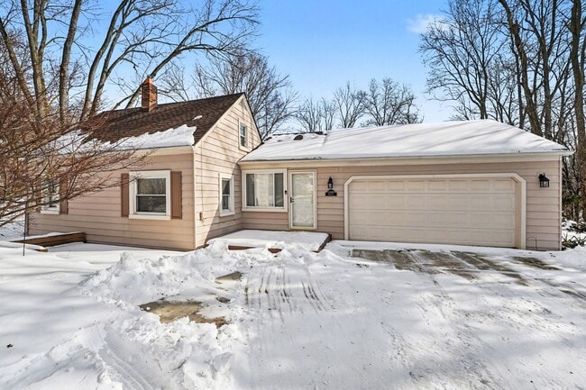 Photo - Beautiful 2 bed 2 bath single family home in Northville Twp.