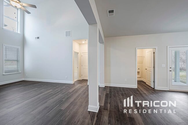 Photo - 219 Margrave Dr