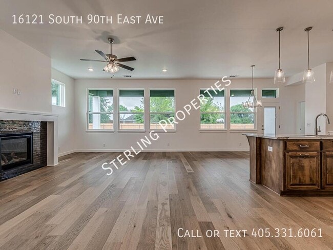 Photo - 16121 S 90th East Ave