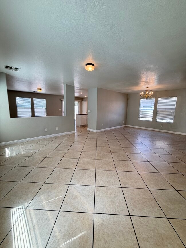 Photo - 9521 Grand Fir Ct