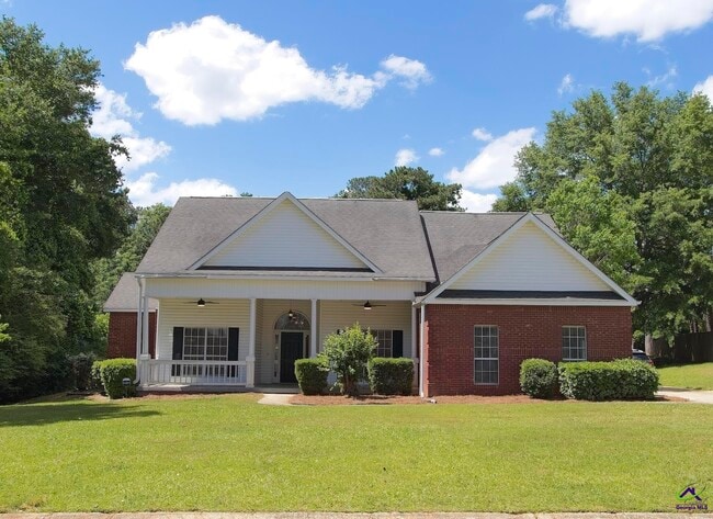 Building Photo - 141 Gleneagle Dr Rental